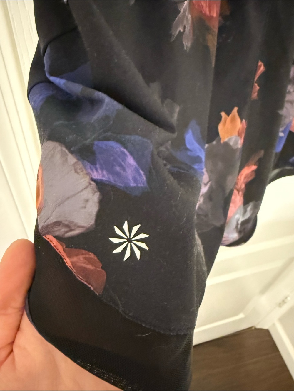 Athleta Mesh Racer Run Short 4”, Sz Small, Floral print - Picture 3 of 8